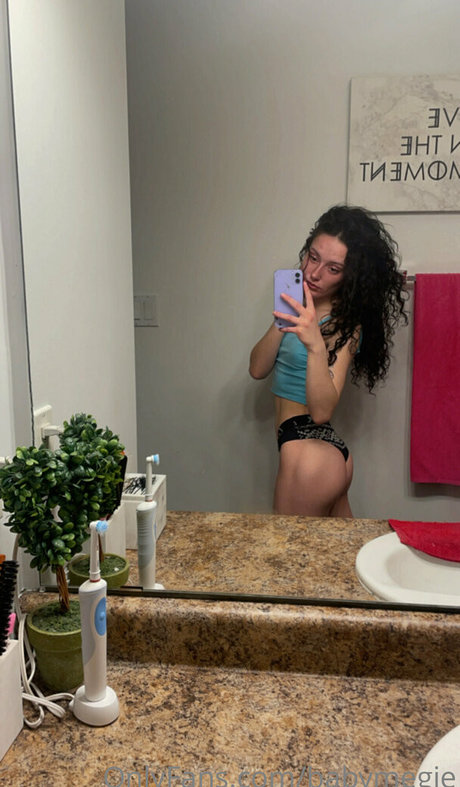 Babymegie onlyfans striptease