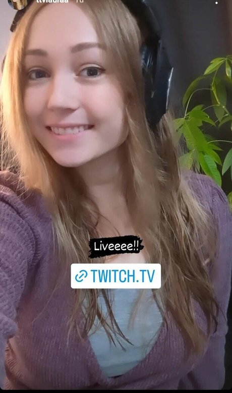 lauraa nudes leaked onlyfans