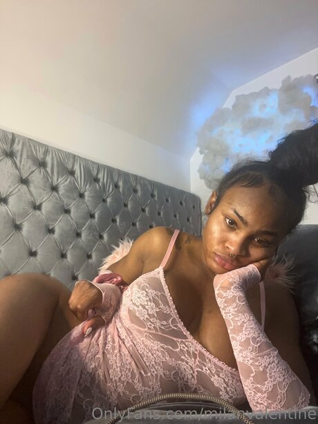 milanvalentine onlyfans images