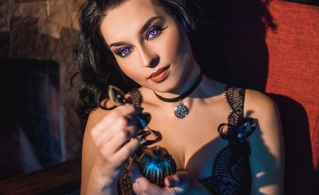 Ann Shakhovskaya onlyfans leaked tits