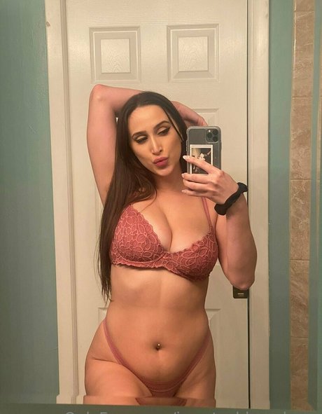 iwantashleyadams topless onlyfans