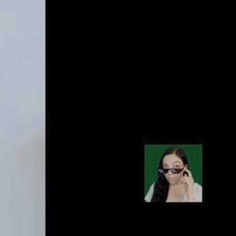 Swell Entertainment onlyfans model photos