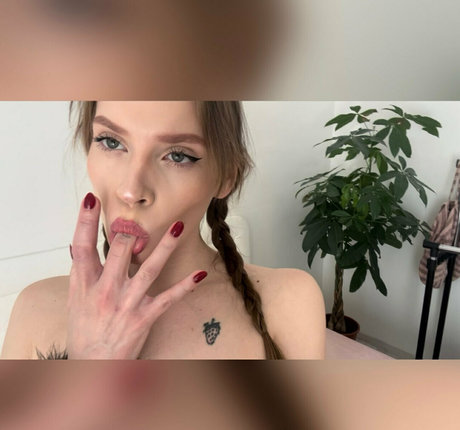 Badkitta is on onlyfans