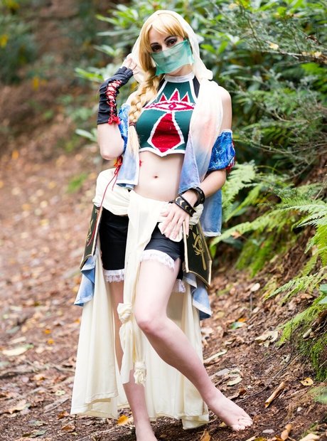 CrystAAHHL onlyfans post