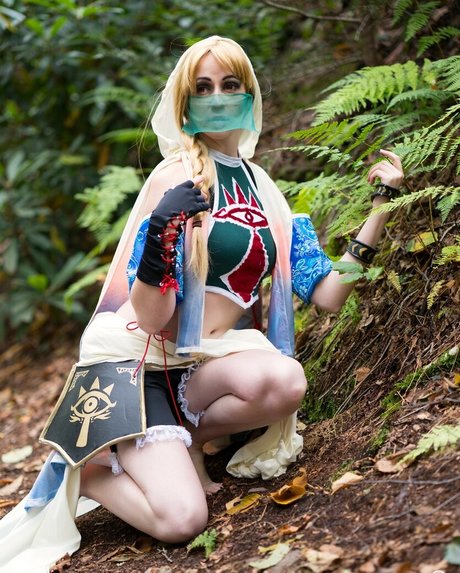 CrystAAHHL onlyfans leaked nudes