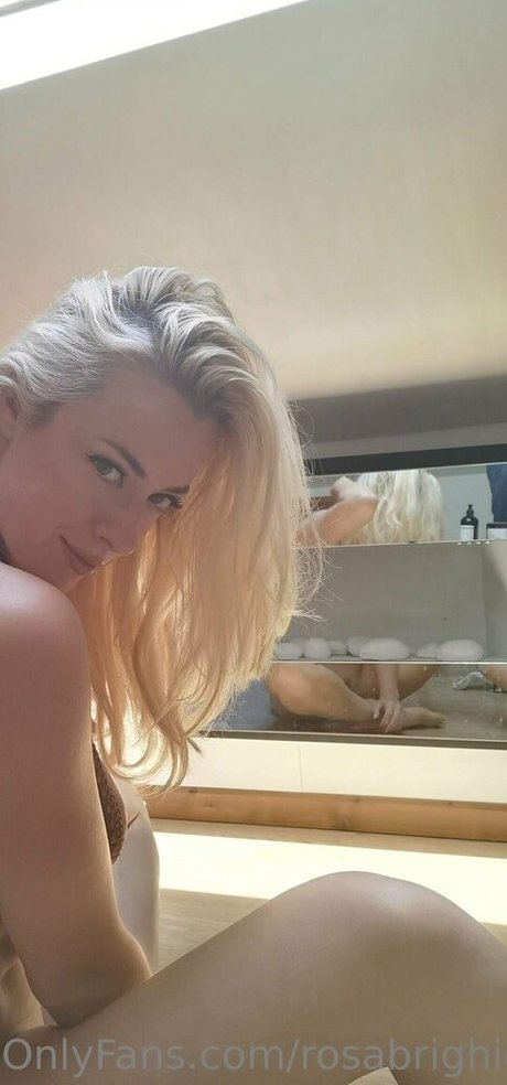 rosabrighid onlyfans leaked naked