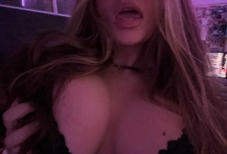 moonwolgirl xxx onlyfans