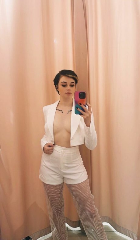 Harliantihero onlyfans naked