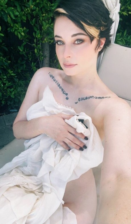 Harliantihero onlyfans posts