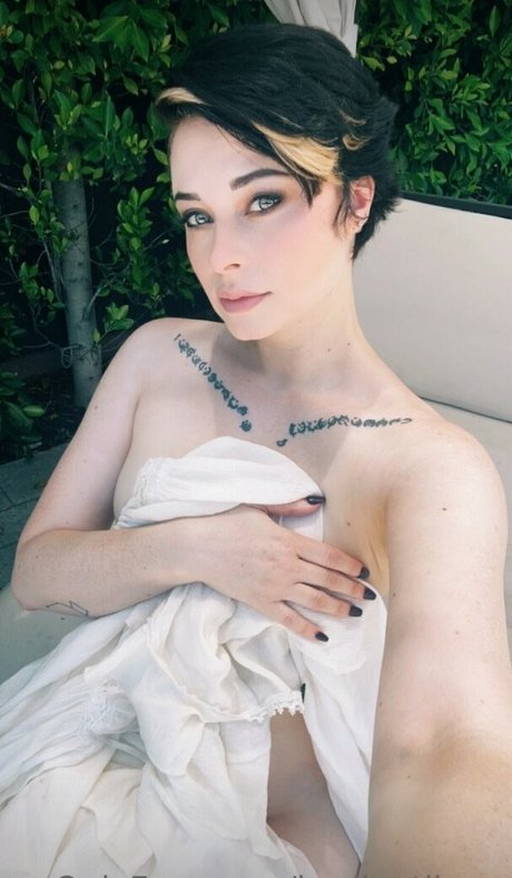 Harliantihero onlyfans model photos