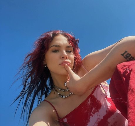 Taylor Upsahl leaked onlyfans