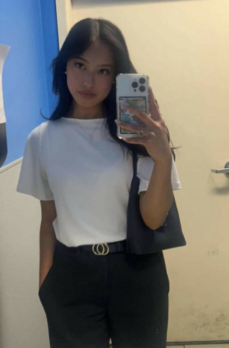 Gabby hua naked on onlyfans