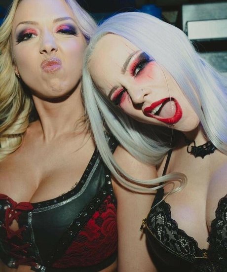 alliewrestling onlyfans leajs