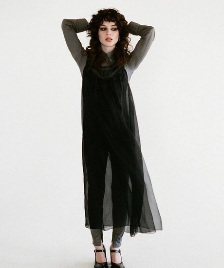 Sophie Thatcher leaked onlyfans photos