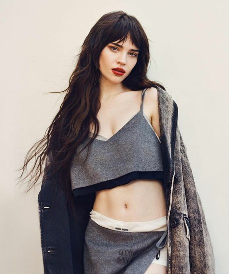 Sophie Thatcher only fans leaked porn