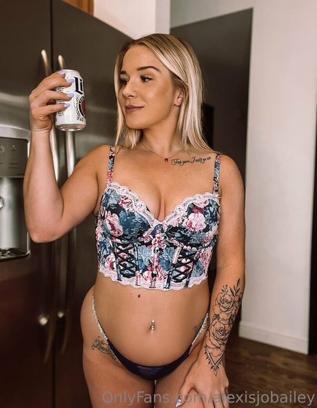 alexisjobailey nude only fans leaks