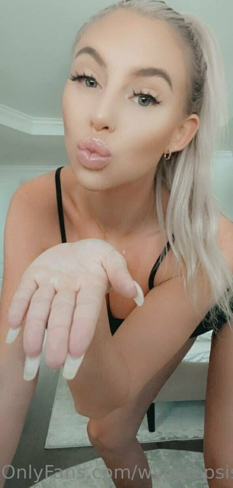 wydstepsissy onlyfans desnuda