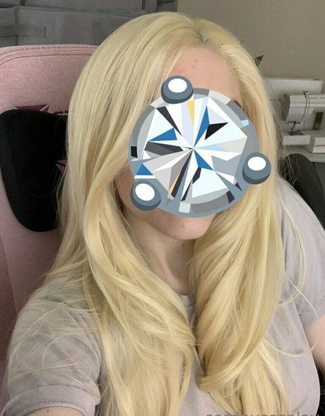 corrinvalentinecosplay topless onlyfans