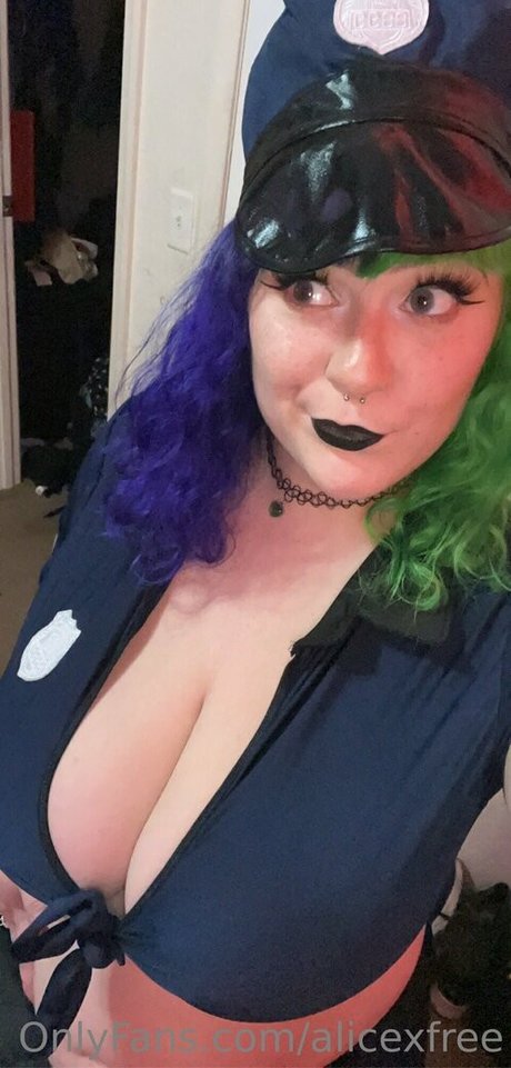 alicexfree only fans nudes