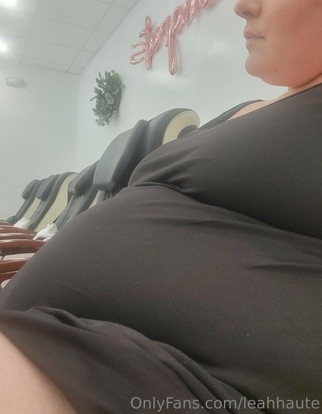 leahhaute is on onlyfans