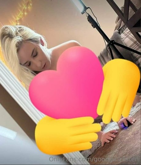 goodgirlzlisten onlyfans strip tease