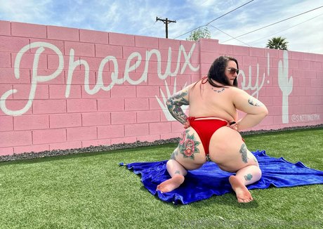 naughtynyxiefree onlyfans