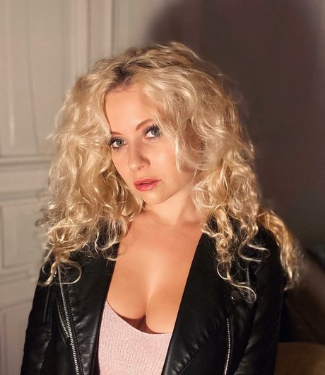 Steffi Landerer onlyfans nsfw