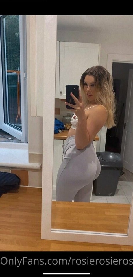rosierosierosiexoxo onlyfans leaks