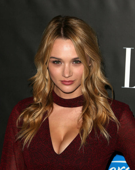 Hunter King naked onlyfans pics