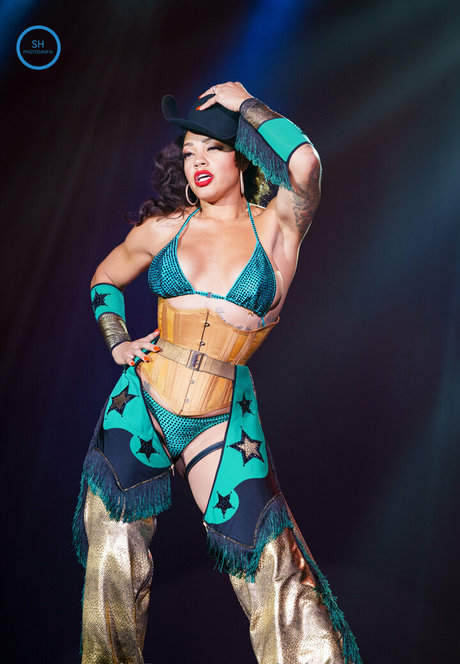 divinedeveraux onlyfans porn leak