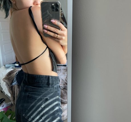 Lara Fraser onlyfans nude leak