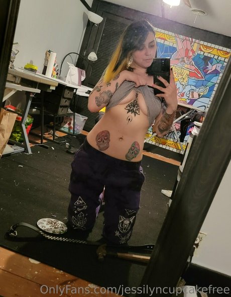 jessilyncupcakefree onlyfans nudes