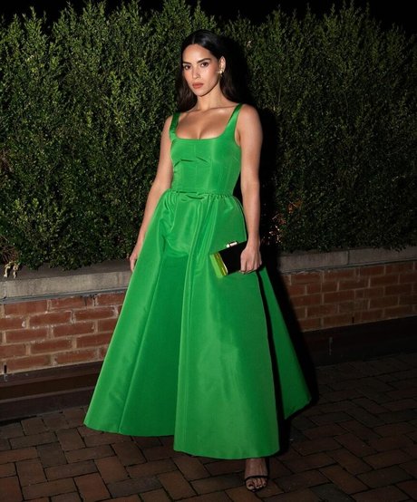 Adria Arjona onlyfans nude leaked