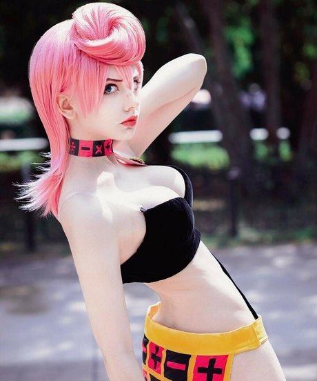 Anna Aifert onlyfans leams