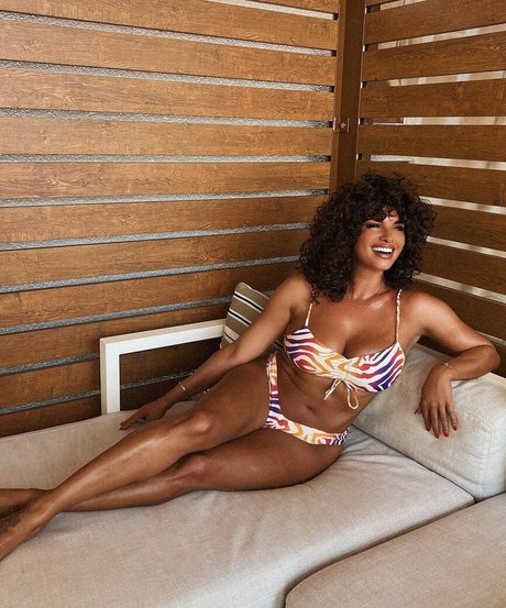 Joy Taylor tits onlyfans