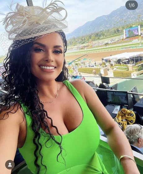 Joy Taylor nsfw onlyfans