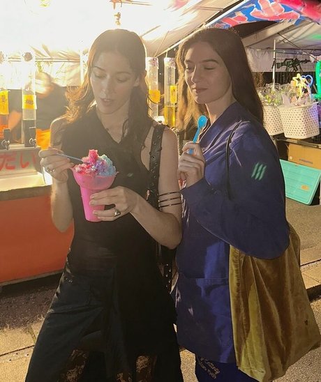 Caroline Polachek onlyfans porn free