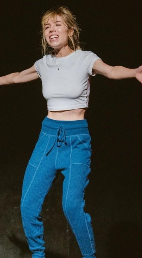Jennette McCurdy onlyfans nude
