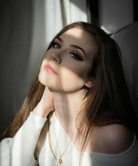 Caitlin Scott free only fans