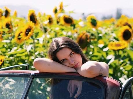 Sarah Butt nude only fans