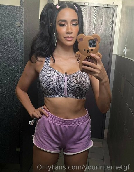 Milynn Sarley onlyfans content