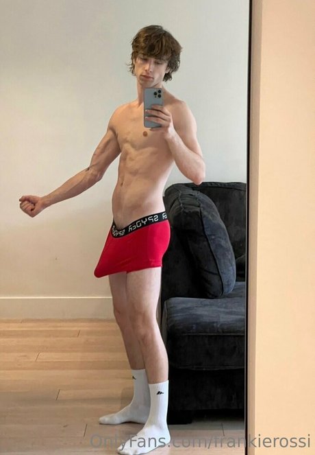 frankierossi naked leaked onlyfans