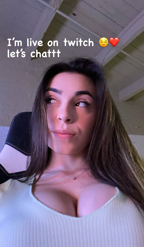 mirandahmariefree onlyfans sexy