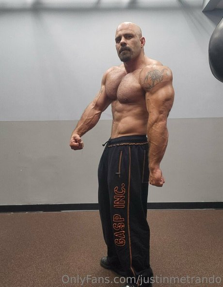justinmetrando onlyfans naked pics