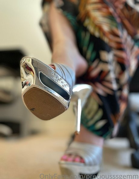 preciousssgemm onlyfans strip