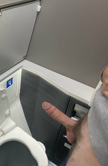 nikolongg leaked onlyfans content