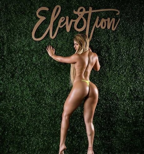 Claudia Mustelier Profile pic