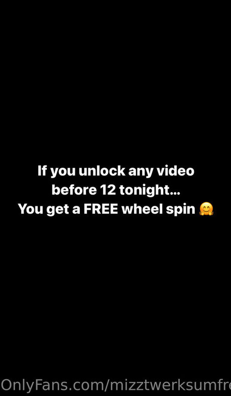 mizztwerksumfree onlyfans pics