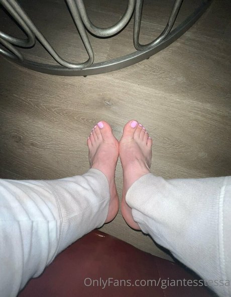 giantesstessa onlyfans leaked free