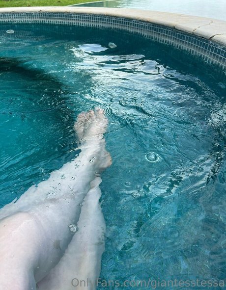 giantesstessa leaked porn onlyfans